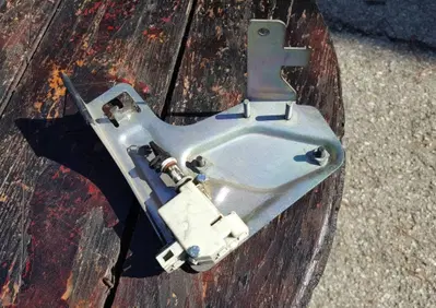 Serratura Sblocco MP3 250 Piaggio - Annuncio 6840264