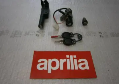 SERRATURE (KIT) Aprilia NOTTOLINI APRILIA SCARABEO 50 - Annuncio 6205012