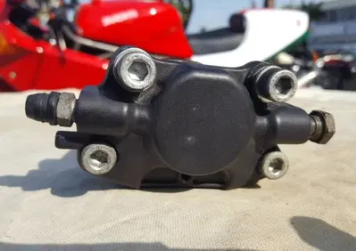 Pinza Anteriore Sx MP3 Piaggio - Annuncio 6870469