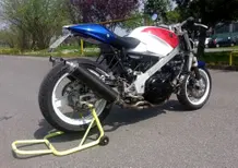 Le Strane di Moto.it: VFR 750F naked