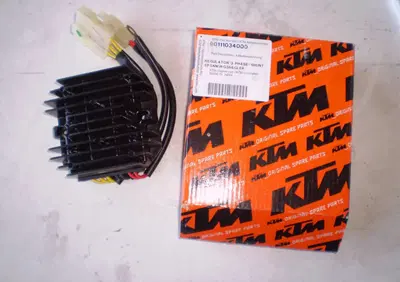regolatore di tensione Ktm - Annuncio 6916609