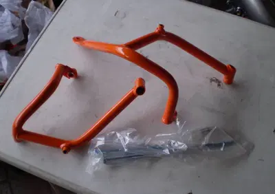 protezioni telaio duke Ktm - Annuncio 6916682