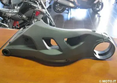 FORCELLONE MV AGUSTA PER TUTTI I MODELLI FINO AL 2 BRUTALE 750 / F4 750 - Annuncio 6040248