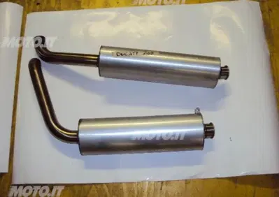 748 marmitte ORIGINALI Ducati 748 marmitte ORIGINALI - Annuncio 6041635