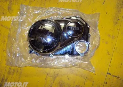 XV 750 coperchio carter frizione ORIGINALE Yamaha XV 750 coperchio carter frizione ORIGINALE - Annuncio 6041643
