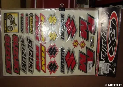 grafiche adesive Suzuki RM - Annuncio 6128662