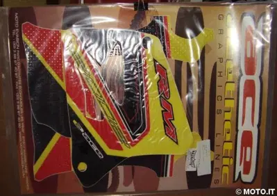 grafiche adesive Suzuki RM 125 01/02 - Annuncio 6128663