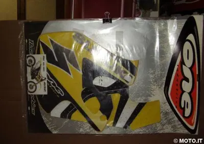 grafiche adesive Suzuki RM 250 96/00 - Annuncio 6128666