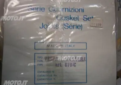 kit guarnizioni Piaggio GUARNIZIONI MOTORE VESPA PRIMAVERA - Annuncio 6143262