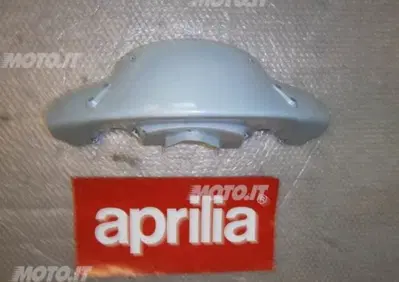 COPERCHIO Aprilia COPRI MANUBRIO LEONARDO 125/150 1999/01 - Annuncio 6143286