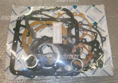 KIT GUARNIZIONI Moto Guzzi GUARNIZIONI MOTORE 850 LE MANS II/850 T3/T - Annuncio 6143306