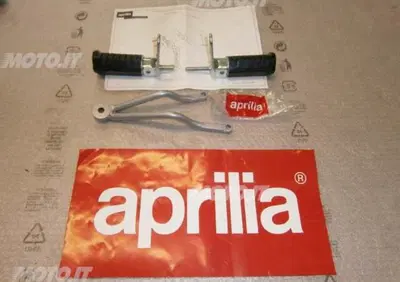 KIT PEDANE PASSEGGERO Aprilia PEDANE PASEGGERO RS 50 1993/98 - Annuncio 6143337