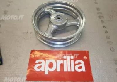 RUOTA Aprilia CERCHIO POSTERIORE SR 50 1993/96 GRIGIO - Annuncio 6143360