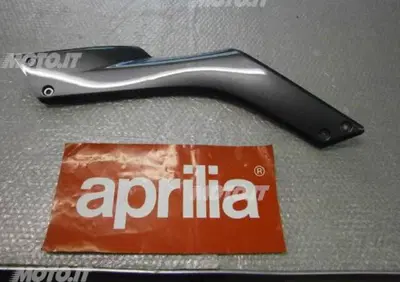 FIANCATINA Aprilia FIANCHETTO SRV 850 DX GRIGIO - Annuncio 6143488