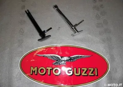 CAVALLETTO LATERALE V35-V50 Moto Guzzi CAVALLETTO LATERALE V35-V50 CROMATO O NERO - Annuncio 6143572