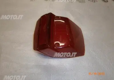 VETRO FANALE PIAGGIO VETRO FANALE VESPA PX POSTERIORE - Annuncio 6143586