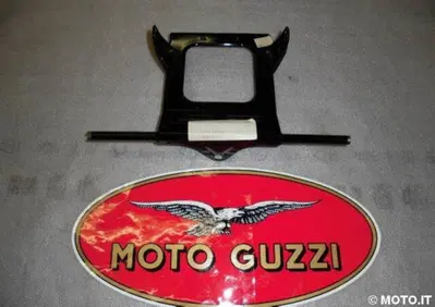 supporto faro Moto Guzzi supporto faro v65 sp - Annuncio 6143646