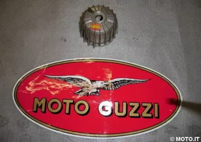 coperchio filtro olio Moto Guzzi COPERCHIO FILTRO OLIO GTS 350 - Annuncio 6143686