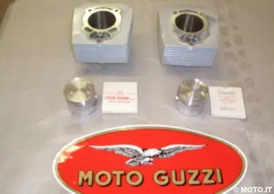 COPPIA CILINDRI COMPLETI Moto Guzzi COPPIA CILINDRI V75 COMPLETI - Annuncio 6143689