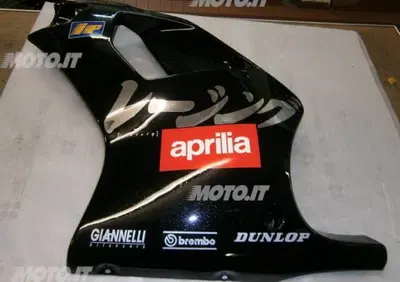 FIANCATA APRILIA FIANCATA RS 50 1996/98 SX NERO TETZUYA HARADA - Annuncio 6143725