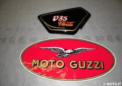 COPRIACCUMULATORE DX Moto Guzzi FIANCHETTO V35 FLORIDA DX - Annuncio 6143773
