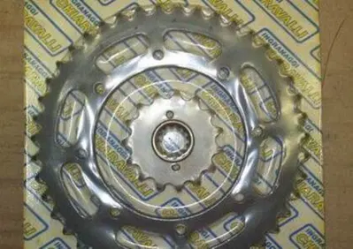 kit corona pignone kawasaki CORONA-PIGNONE KLR 600 1984 - Annuncio 6143774