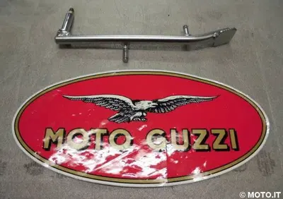 CAVALLETTO LATERALE Moto Guzzi CAVALLETTO V65 LATERALE - Annuncio 6143791