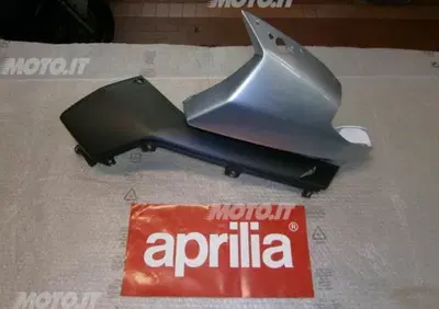 fianco anteriore dx Aprilia FIANCO ANTERIORE DX RST FUTURA 1000 - Annuncio 6143844