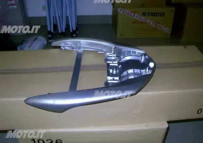 MANIGLIONE POSTERIORE Yamaha MANIGLIONE - Annuncio 6146967