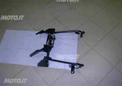 TELAIETTO ANTERIORE Suzuki TELAIETTO ANTERIORE - Annuncio 6146999