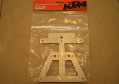 Porta-targa con aggancio rapido - 78108916200 Ktm - Annuncio 6980221