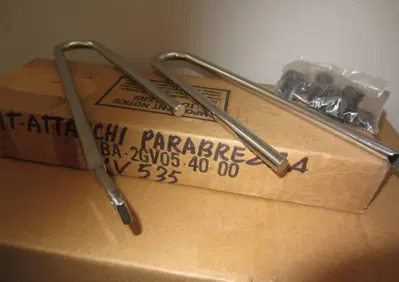 KIT ATTACCHI PARABREZZA XV 250/535 Yamaha - Annuncio 6985407
