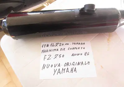 MARMITTA DX ORIGINALE YAMAHA FZ 750 1985 - Annuncio 6985416