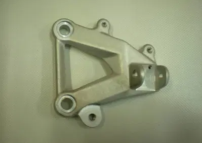 Piastra porta pedana Ant. Sx - 82411221A Ducati - Annuncio 7060765