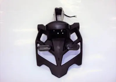 PORTA-TARGA YZF R1 2009-2011 Yamaha - Annuncio 7087957