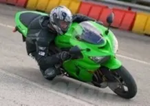 KAWASAKI Ninja 636 ZX-6R
