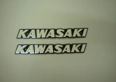Emblema serbatoio - 560141006 Kawasaki - Annuncio 7113393