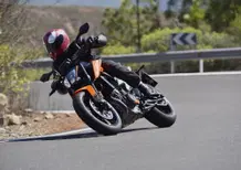 KTM 790 Duke. Media ready to race