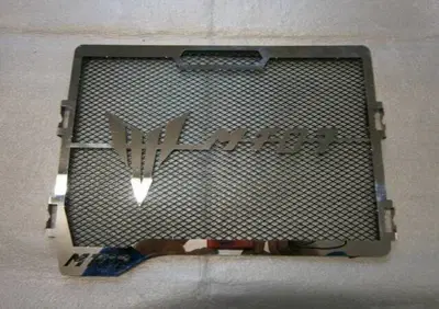 griglia radiatore Yamaha - Annuncio 7134286