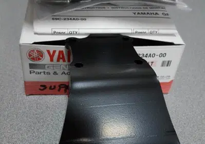 SUPPORTO STAFFA TMAX GPS!! Yamaha SUPPORTO STAFFA TMAX GPS - Annuncio 6281866