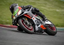 Aprilia RSV4 FW. Volo radente