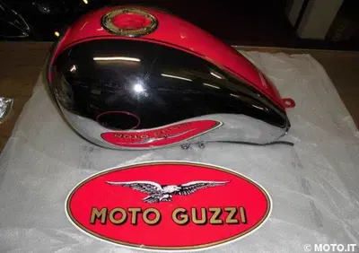 SERBATOIO CROMATO Moto Guzzi SERBATOIO CALIFORNIA STONE CROMATO - Annuncio 6143663