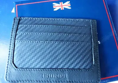 Porta Schede in simil Carbonio Triumph - Annuncio 7344805