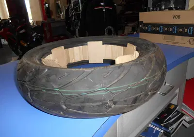 GOMME SCOOTER Vee Rubber - Annuncio 7350439