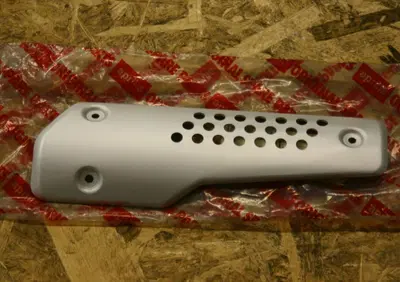 PROTEZIONE SILENZIATORE Aprilia Pegaso 650 (AP8119 - Annuncio 6316160