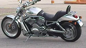 Harley-Davidson 1130 V-Rod (2002 - 05) - VRSCA  (3)