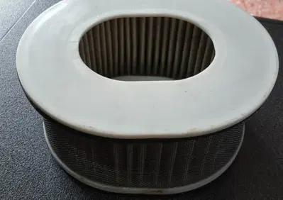 FILTRO ARIA FZS FAZER Yamaha FILTRO ARIA USATO PER YAMAHA FZS FAZER - Annuncio 6322336