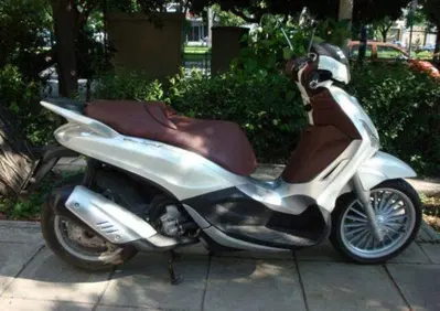 Piaggio Beverly 300 i.e. ABS-ASR (2016 - 20) - Annuncio 7501738