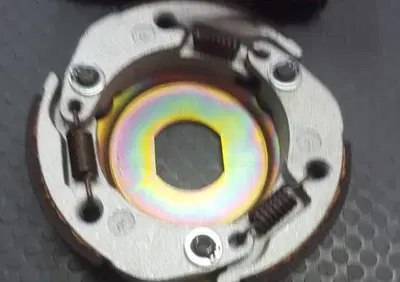 FRIZIONE RMS PIAGGIO GILERA MINARELLI MBK YAMAHA - Annuncio 7525350
