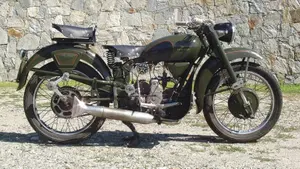 Moto Guzzi   (2)